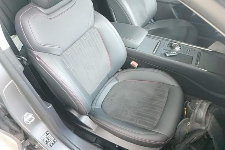 Used Ford Mondeo 2022 Restyled EcoBoost 245 Luxury Version Right Front Seat