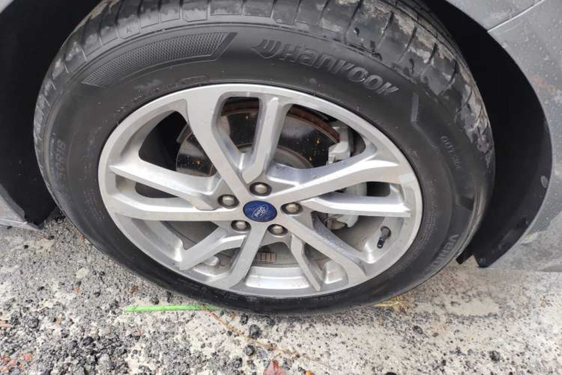 Used Ford Mondeo 2022 EcoBoost 245 Luxury Model Right Front Wheel Hub