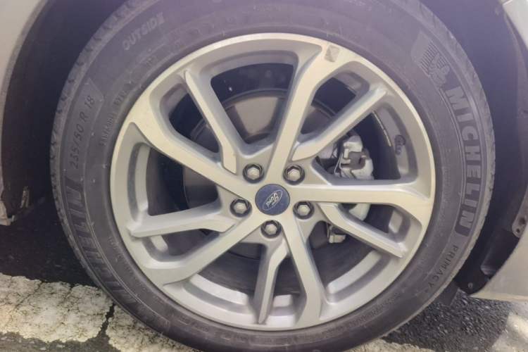 Used Ford Mondeo 2022 EcoBoost 245 Luxury Model Right Front Wheel Hub