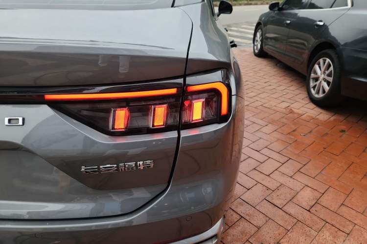 Used Ford Mondeo 2022 Restyled EcoBoost 245 Luxury Version Right Rear Taillight