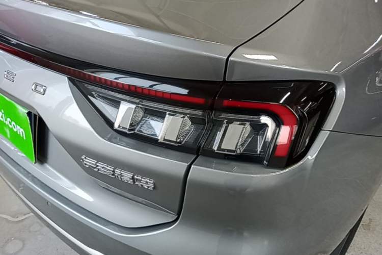 Used Ford Mondeo 2022 Facelifted EcoBoost 245 Ultimate Edition Right Rear Taillight