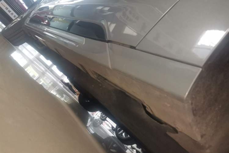 Used Ford Mondeo 2022 EcoBoost 245 Ultimate Model Right Side Sill