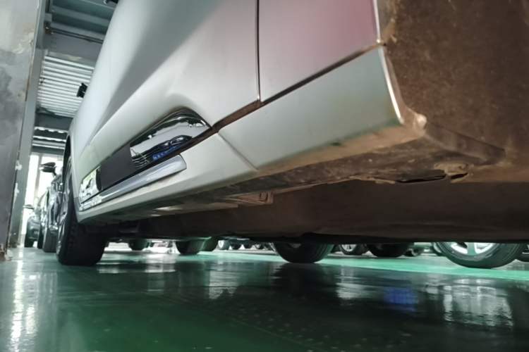 Used Ford Mondeo 2022 Facelifted EcoBoost 245 Ultimate Edition Right Side Sill