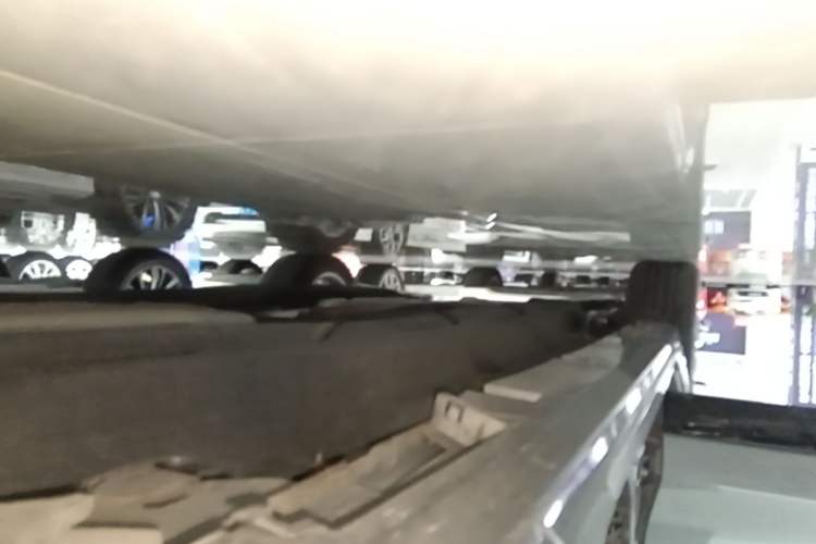 Used Ford Mondeo 2022 Restyled EcoBoost 245 Luxury Version Right Side Sill