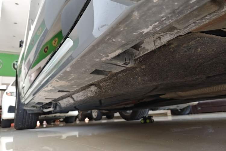 Used Ford Mondeo 2022 Restyled EcoBoost 245 Luxury Version Right Side Sill