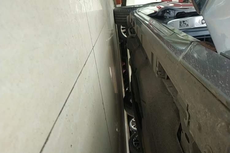Used Ford Mondeo 2022 Restyled EcoBoost 245 Luxury Version Right Side Sill