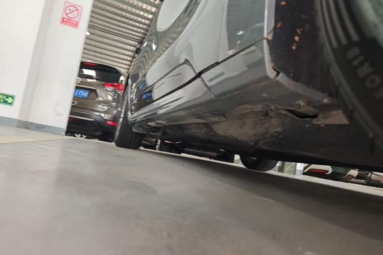 Used Ford Mondeo 2022 Restyled EcoBoost 245 Luxury Version Right Side Sill