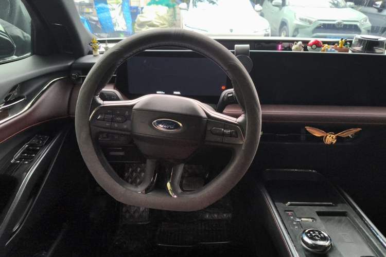 Used Ford Mondeo 2022 Facelifted EcoBoost 245 Ultimate Edition Steering Wheel