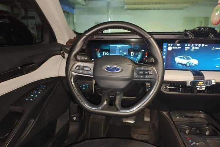 Used Ford Mondeo 2022 EcoBoost 245 Luxury Model Steering Wheel