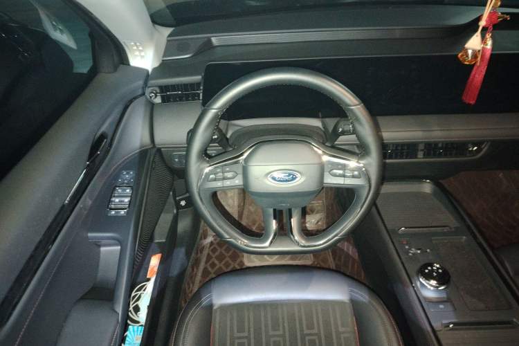 Used Ford Mondeo 2022 Restyled EcoBoost 245 Luxury Version Steering Wheel