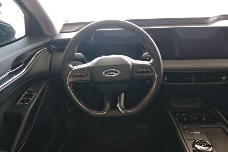 Used Ford Mondeo 2022 Restyled EcoBoost 245 Luxury Version Steering Wheel