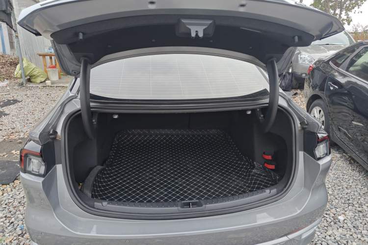 Used Ford Mondeo 2022 Restyled EcoBoost 245 Luxury Version Trunk