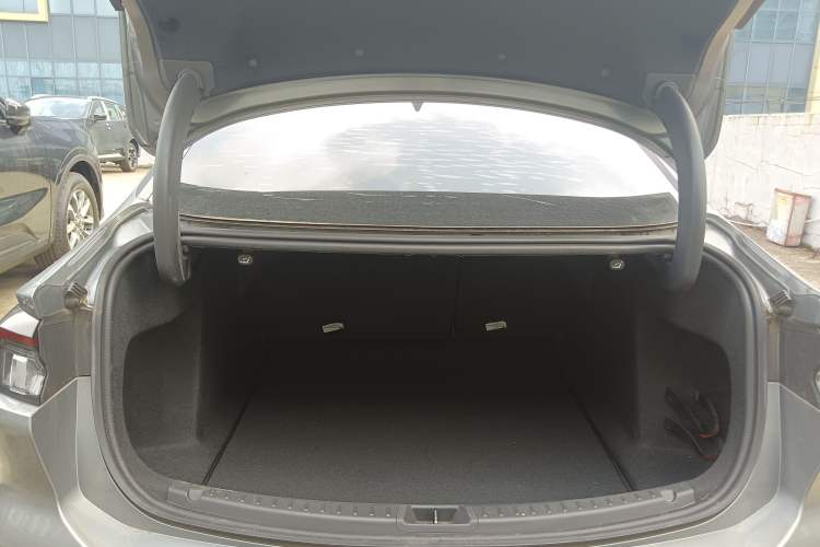 Used Ford Mondeo 2022 Restyled EcoBoost 245 Luxury Version Trunk
