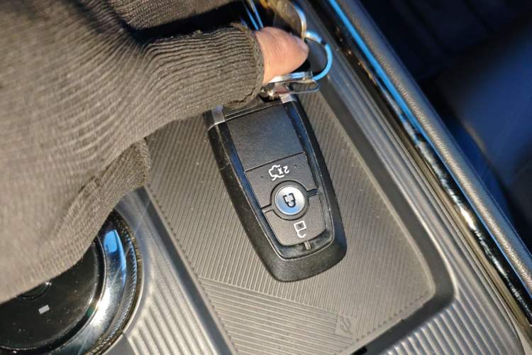 Used Ford Mondeo 2022 Restyled EcoBoost 245 Luxury Version Vehicle Key