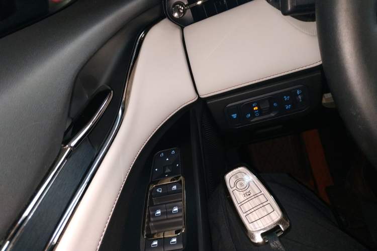 Used Ford Mondeo 2022 EcoBoost 245 Luxury Model Vehicle Key