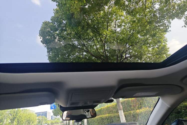 Used Ford Mondeo 2022 EcoBoost 245 Luxury Model Headliner