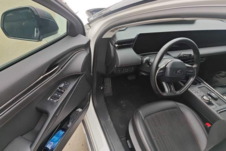 Used Ford Mondeo 2022 Restyled EcoBoost 245 Luxury Version Driver Seat