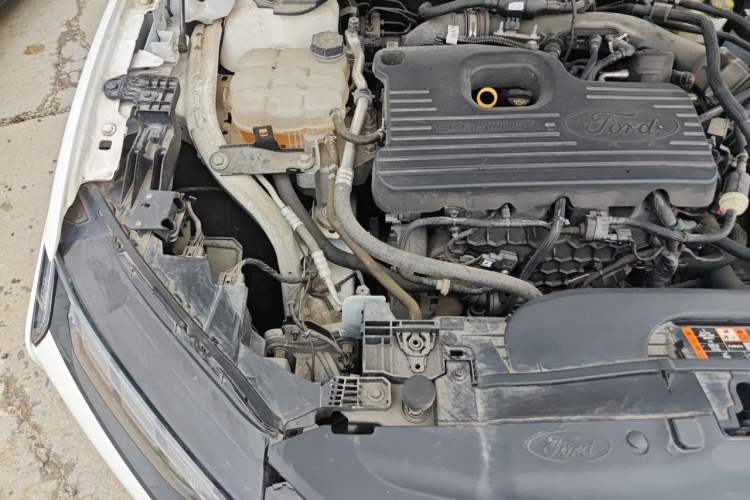 Used Ford Mondeo 2022 Restyled EcoBoost 245 Luxury Version Engine Bay Right