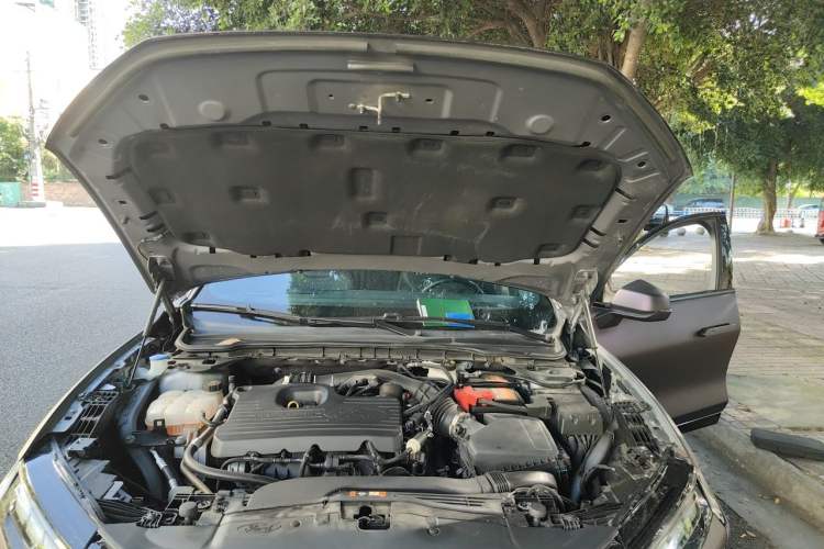 Used Ford Mondeo 2022 Facelifted EcoBoost 245 Ultimate Edition Engine Bay