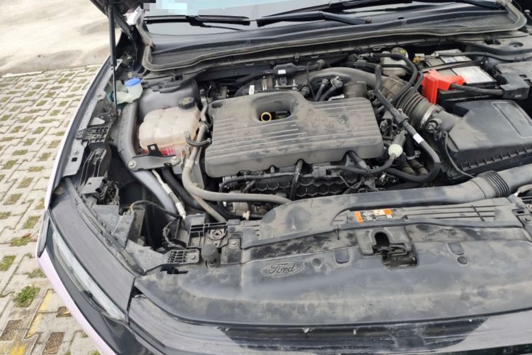 Used Ford Mondeo 2022 Restyled EcoBoost 245 Luxury Version Engine Bay Right