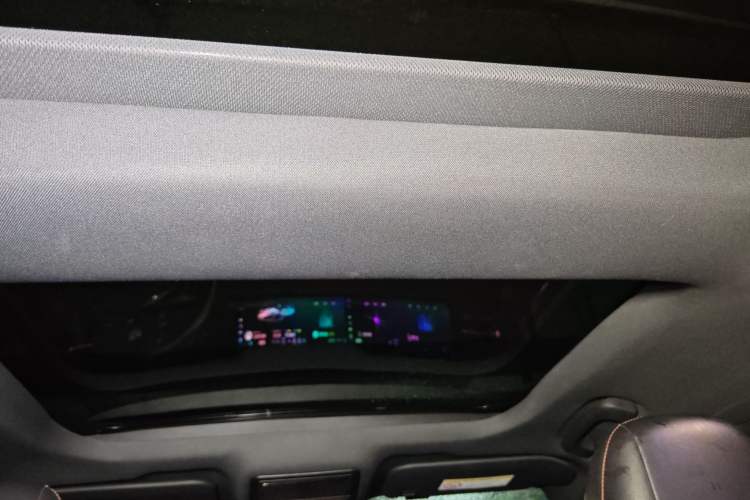 Used Ford Mondeo 2022 Facelifted EcoBoost 245 Ultimate Edition Headliner