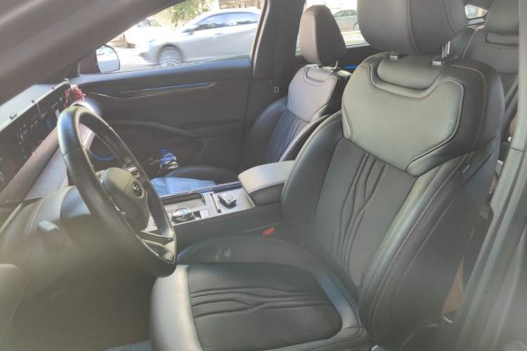 Used Ford Mondeo 2022 Facelifted EcoBoost 245 Ultimate Edition Left Front Seat