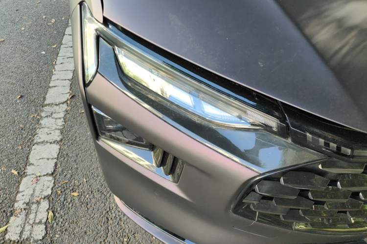 Used Ford Mondeo 2022 Facelifted EcoBoost 245 Ultimate Edition Right Front Headlight
