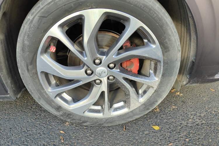 Used Ford Mondeo 2022 Facelifted EcoBoost 245 Ultimate Edition Right Front Wheel Hub