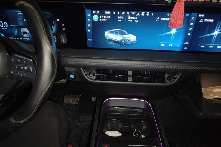 Used Ford Mondeo 2022 EcoBoost 245 ST-Line Audio And AC Panel