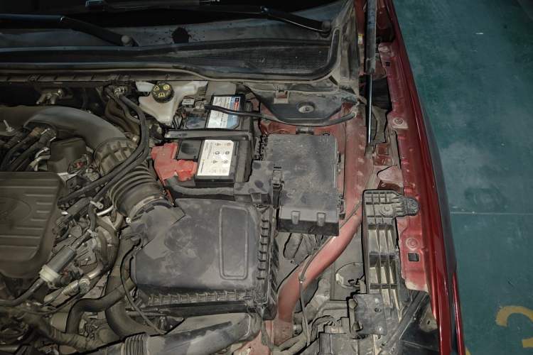 Used Ford Mondeo 2022 EcoBoost 245 ST-Line Engine Bay Left