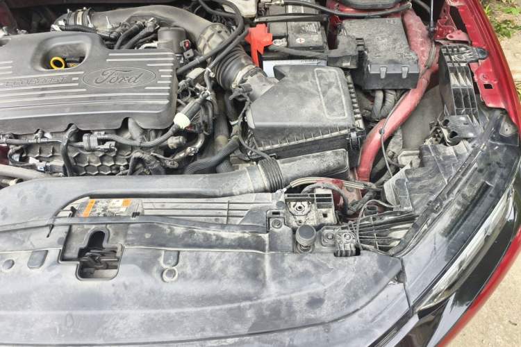 Used Ford Mondeo 2022 EcoBoost 245 ST-Line Engine Bay Left