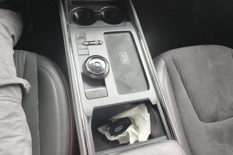 Used Ford Mondeo 2022 EcoBoost 245 ST-Line Gear Lever