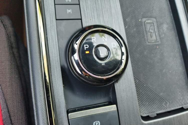 Used Ford Mondeo 2022 EcoBoost 245 Ultimate Model Gear Lever