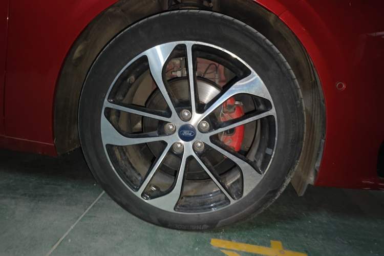 Used Ford Mondeo 2022 EcoBoost 245 ST-Line Right Front Wheel Hub