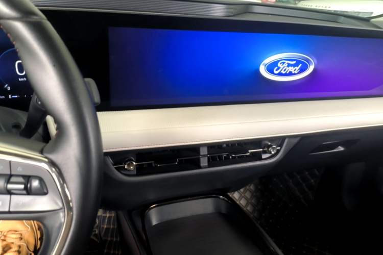 Used Ford Mondeo 2022 Restyled EcoBoost 245 Luxury Version Audio And AC Panel