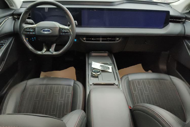 Used Ford Mondeo 2022 Restyled EcoBoost 245 Luxury Version Center Console