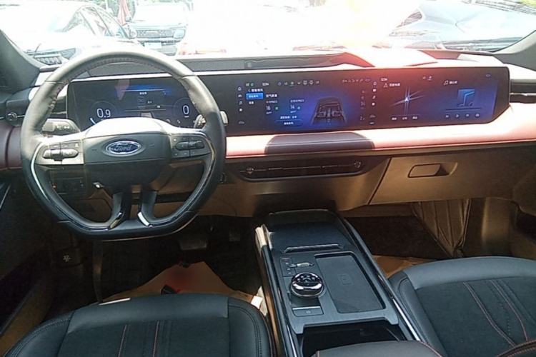 Used Ford Mondeo 2022 Facelifted EcoBoost 245 Ultimate Edition Center Console