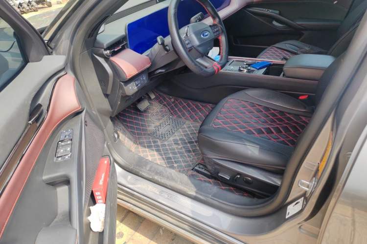 Used Ford Mondeo 2022 Facelifted EcoBoost 245 Ultimate Edition Driver Seat