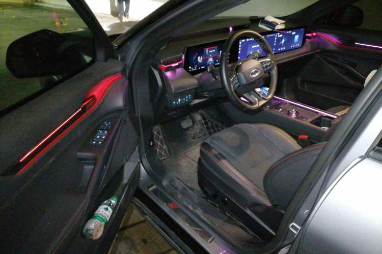 Used Ford Mondeo 2022 EcoBoost 245 ST-Line Driver Seat