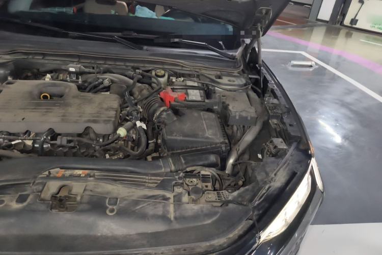 Used Ford Mondeo 2022 EcoBoost 245 Luxury Model Engine Bay Left