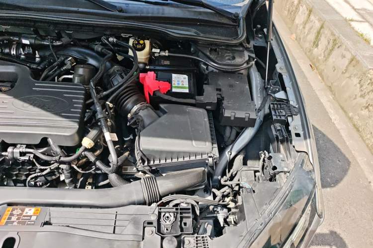 Used Ford Mondeo 2022 Restyled EcoBoost 245 Luxury Version Engine Bay Left