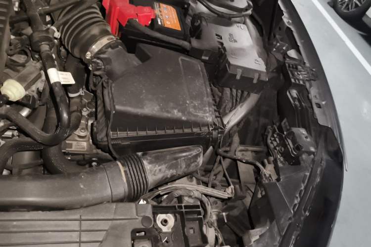 Used Ford Mondeo 2022 EcoBoost 245 Luxury Model Engine Bay Left