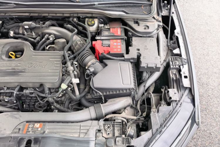 Used Ford Mondeo 2022 EcoBoost 245 Luxury Model Engine Bay Left