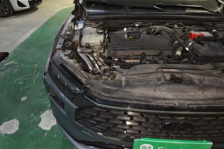 Used Ford Mondeo 2022 EcoBoost 245 Luxury Model Engine Bay Right