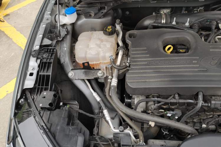 Used Ford Mondeo 2022 Facelift EcoBoost 245 ST-Line Engine Bay Right