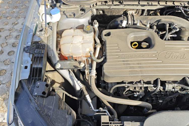 Used Ford Mondeo 2022 EcoBoost 245 Ultimate Model Engine Bay Right