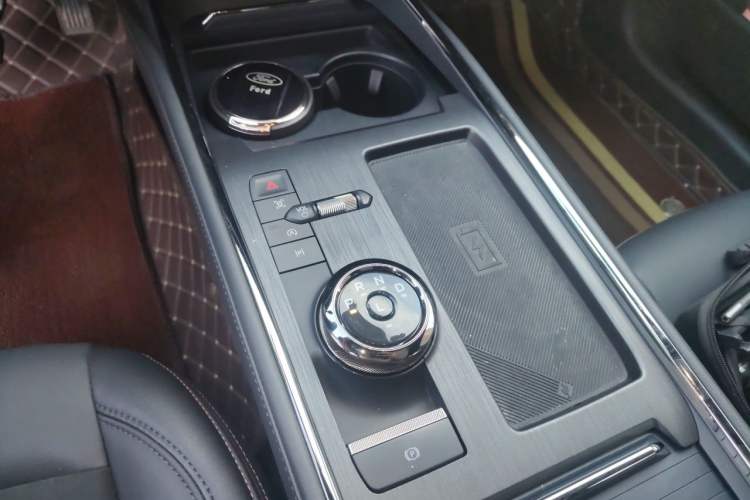Used Ford Mondeo 2022 EcoBoost 245 Ultimate Model Gear Lever