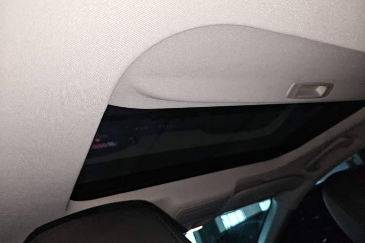 Used Ford Mondeo 2022 Restyled EcoBoost 245 Luxury Version Headliner