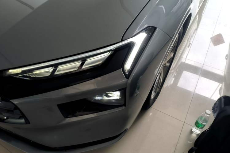Used Ford Mondeo 2022 Restyled EcoBoost 245 Luxury Version Left Front Headlight