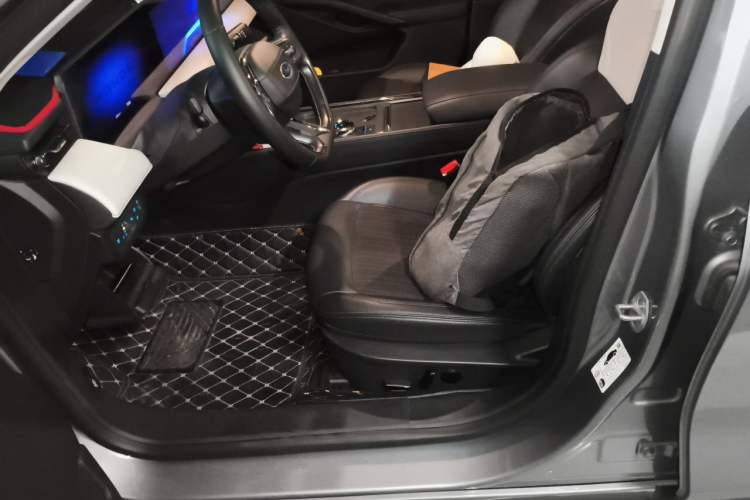 Used Ford Mondeo 2022 EcoBoost 245 Luxury Model Left Front Seat